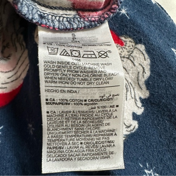 Old Navy Blue and Cream Pajama Pants With Pockets - Picture 9 of 10